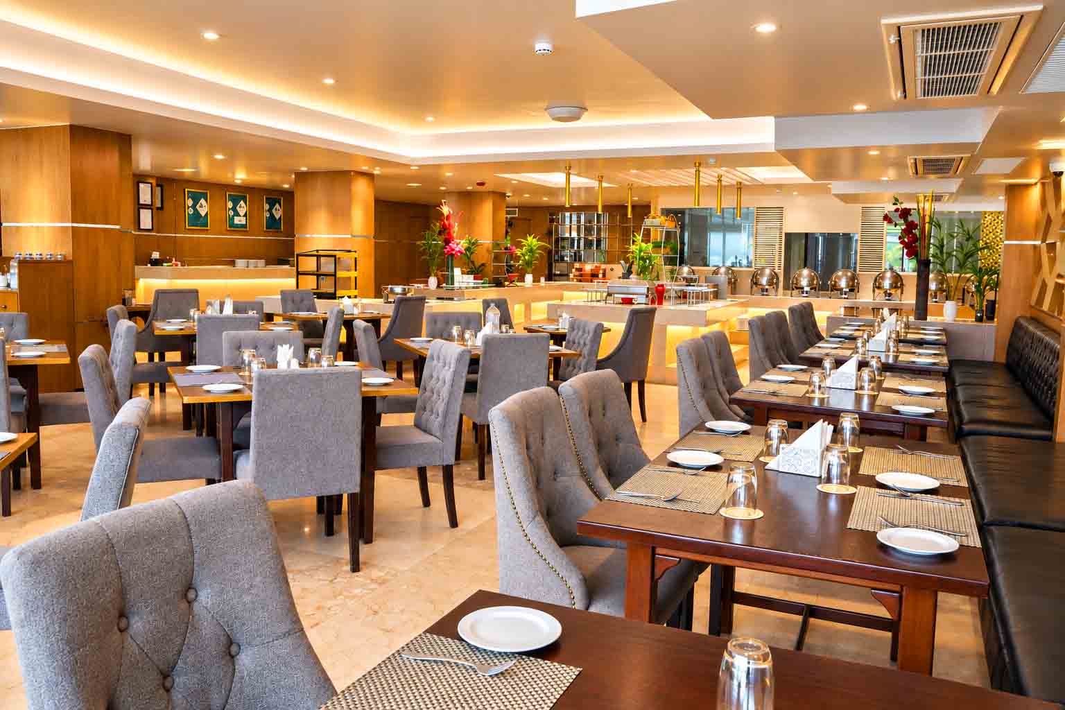 The Grand Restaurant - Interior 2